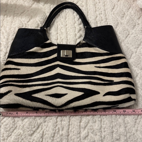 Tanner Black and White Zebra Fur Print Women's Bag - Picture 15 of 16
